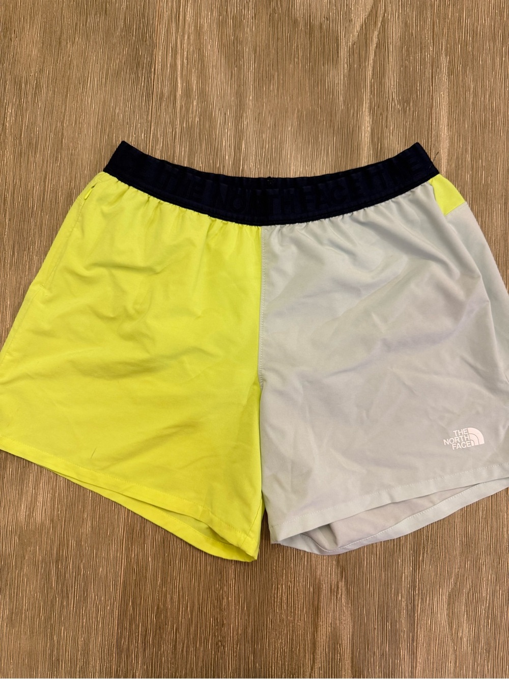 The North Face Colorblock Athletic Running Shorts Size Medium